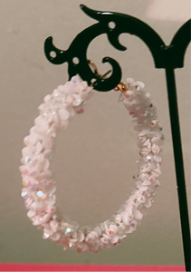 White & iridescent hoops