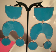 Load image into Gallery viewer, Turquoise abstract dangles
