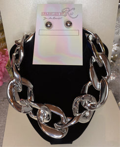 Silver chain link necklace with silver ball studs